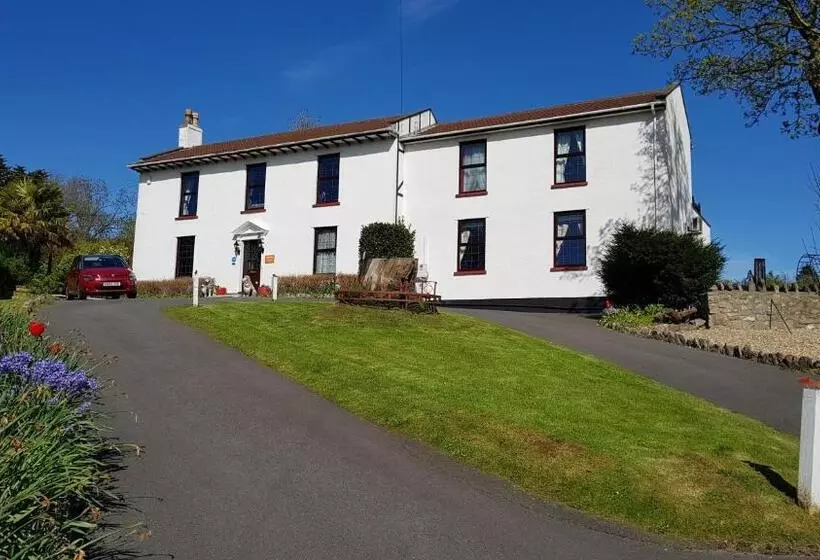 Отель Redhill House Brs Airport