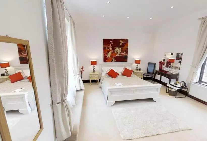 Отель Redhill House Brs Airport