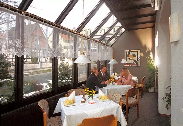 Отель Restaurant Zum Roeddenberg