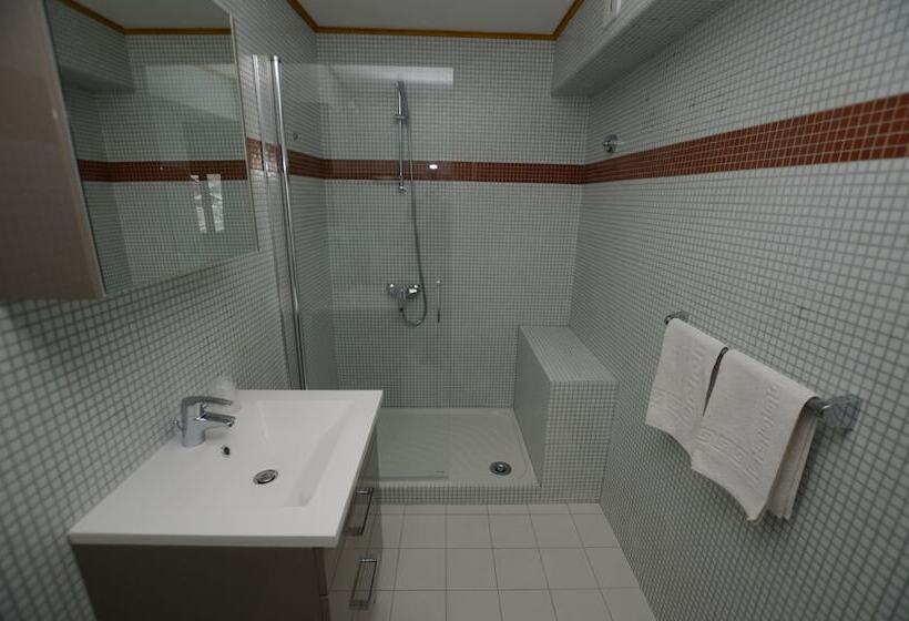 هتل Rhodos Morzine