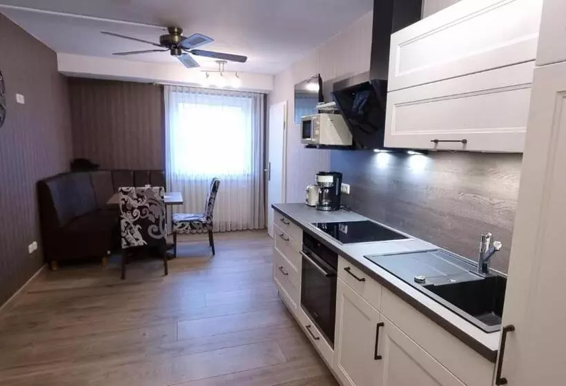 ホテル Rhöner Land Garni Bed & Breakfast