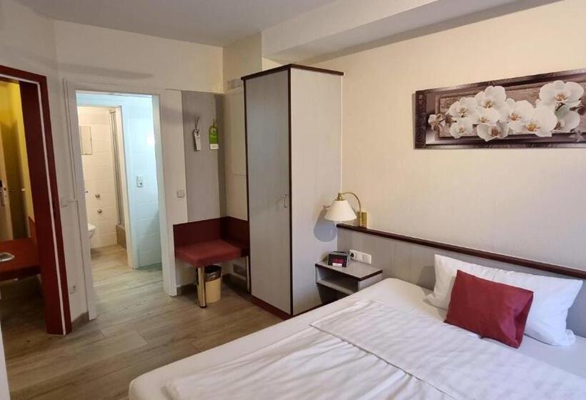 Отель Rhöner Land Garni Bed & Breakfast