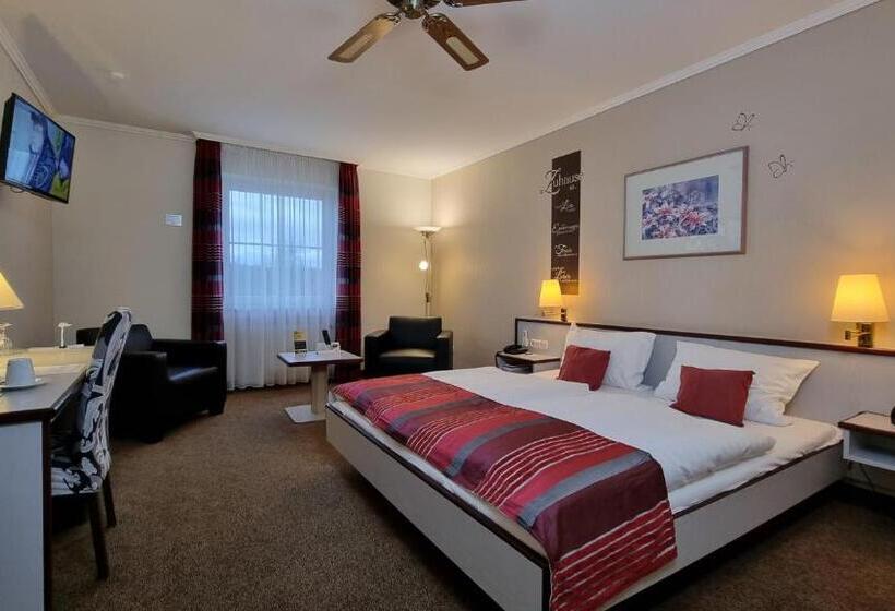 Отель Rhöner Land Garni Bed & Breakfast