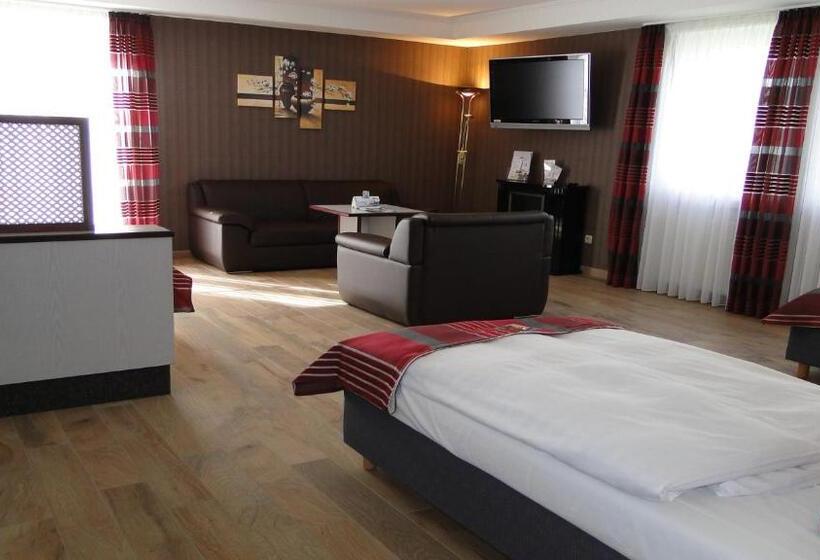 Отель Rhöner Land Garni Bed & Breakfast