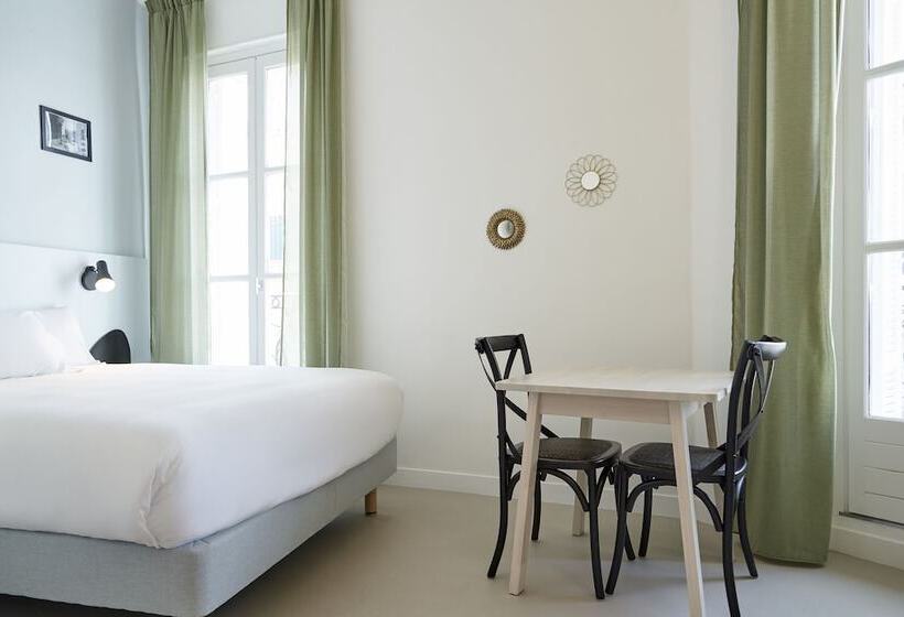 هتل Saint Louis – Vieux Port