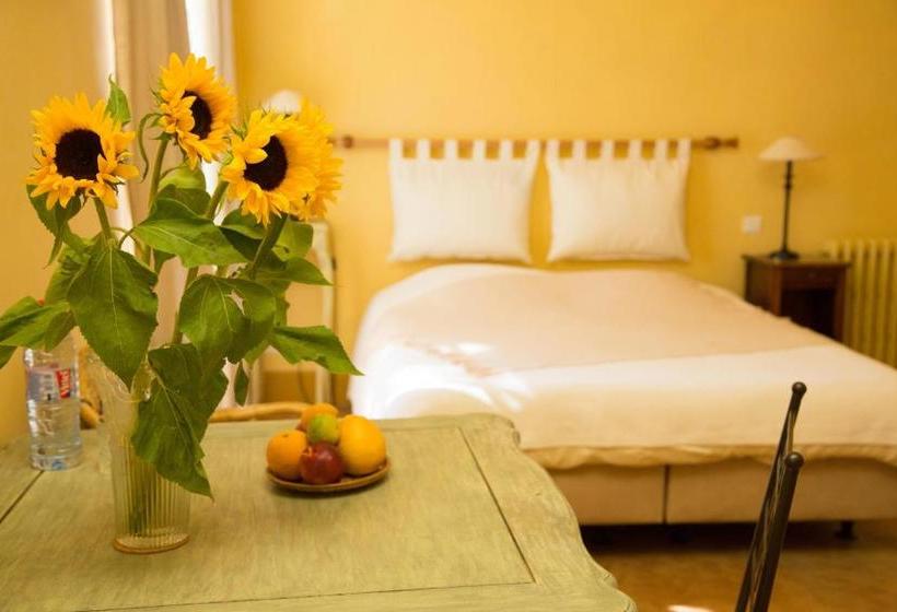 Отель Villa Aurenjo