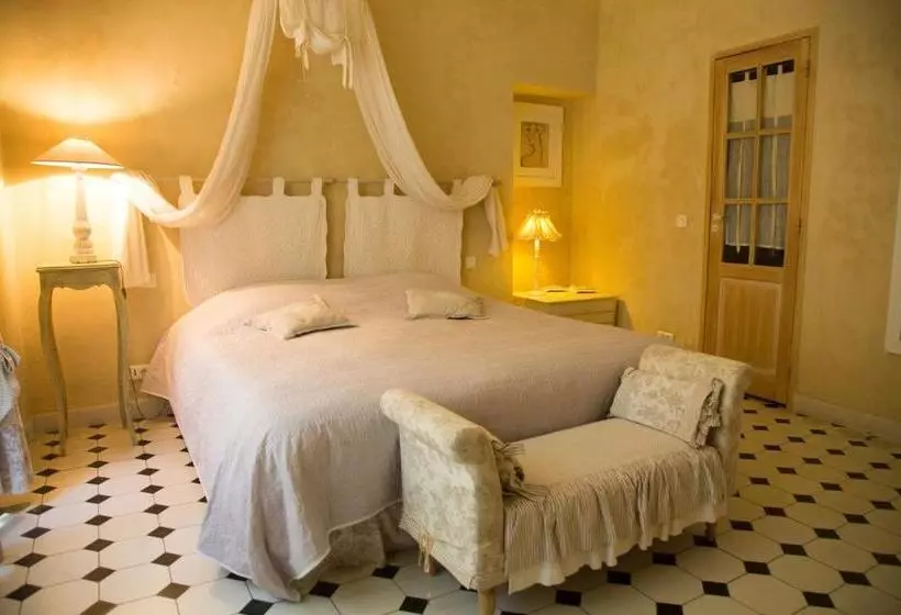ホテル Villa Aurenjo