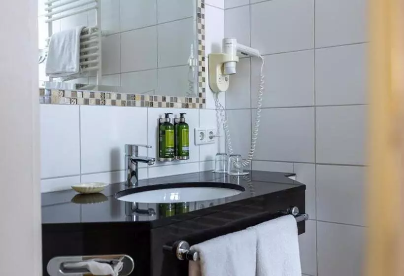 Отель Weisses Haus