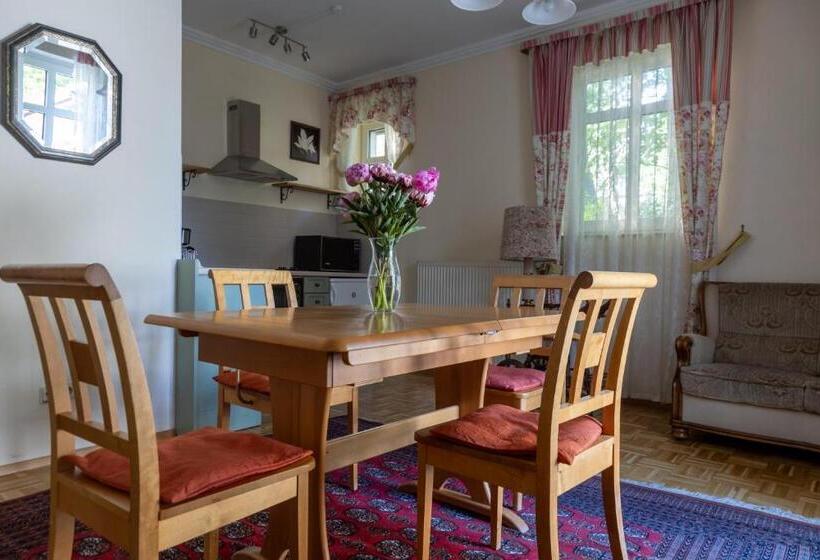 בית מלון כפרי Weisses Haus