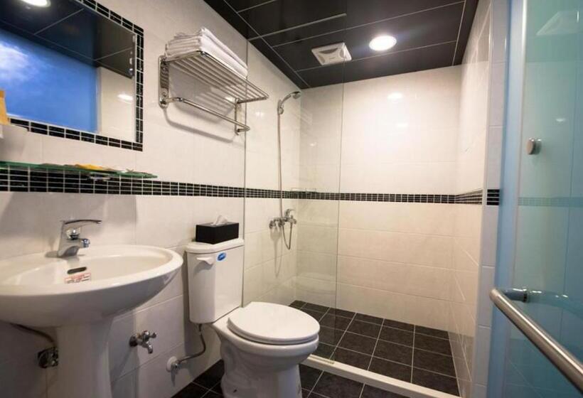 צימר 羅東夜市繽紛世界