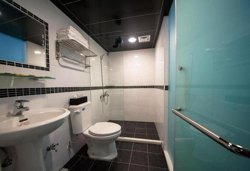 צימר 羅東夜市繽紛世界