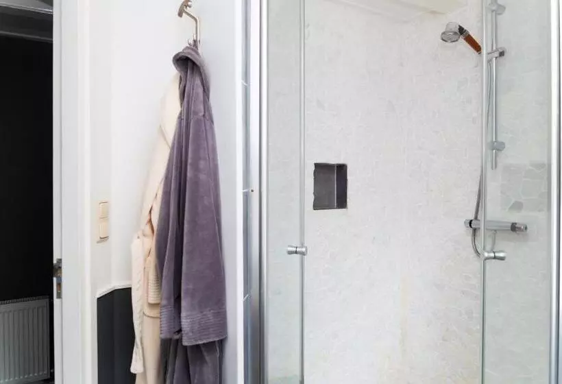 تختخواب و صبحانه Homestay Harlingen