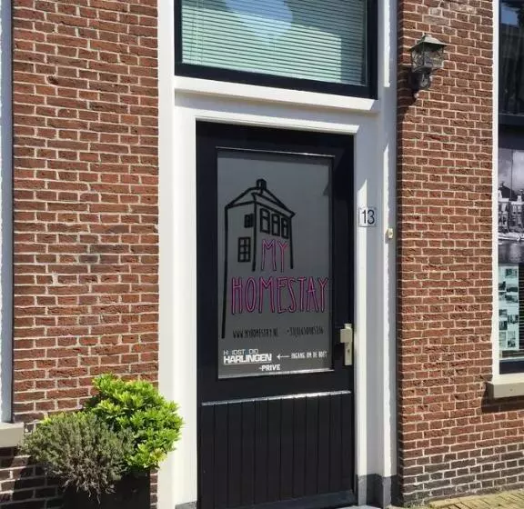 تختخواب و صبحانه Homestay Harlingen