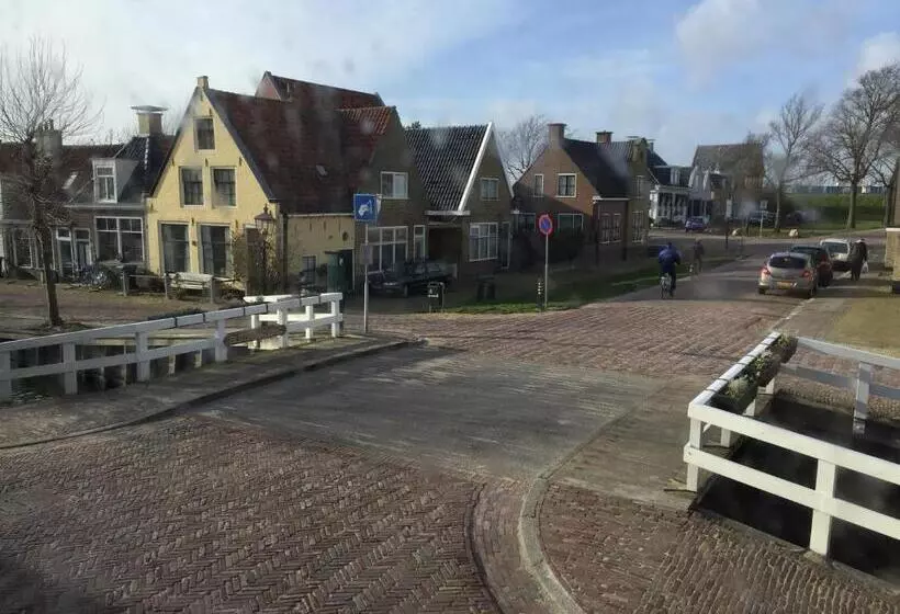 تختخواب و صبحانه Homestay Harlingen