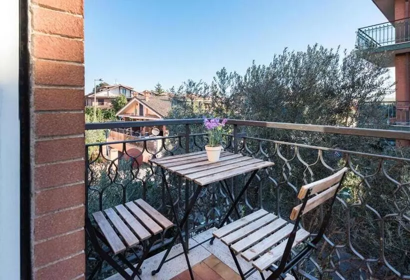 تختخواب و صبحانه Travelershome Ciampino Rooms