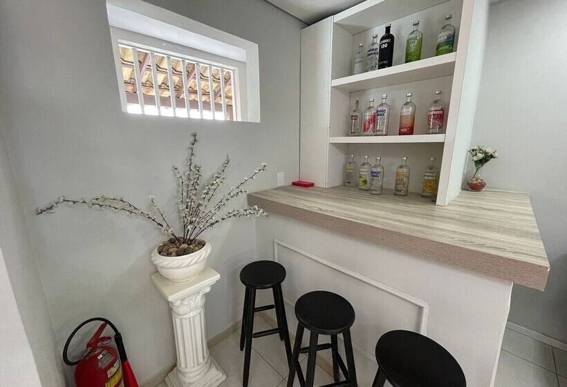 פנסיון The Ferias  Suites Luxo