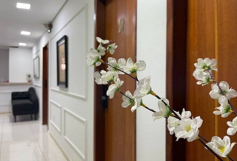 פנסיון The Ferias  Suites Luxo