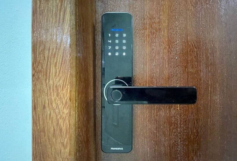 פנסיון The Ferias  Suites Luxo