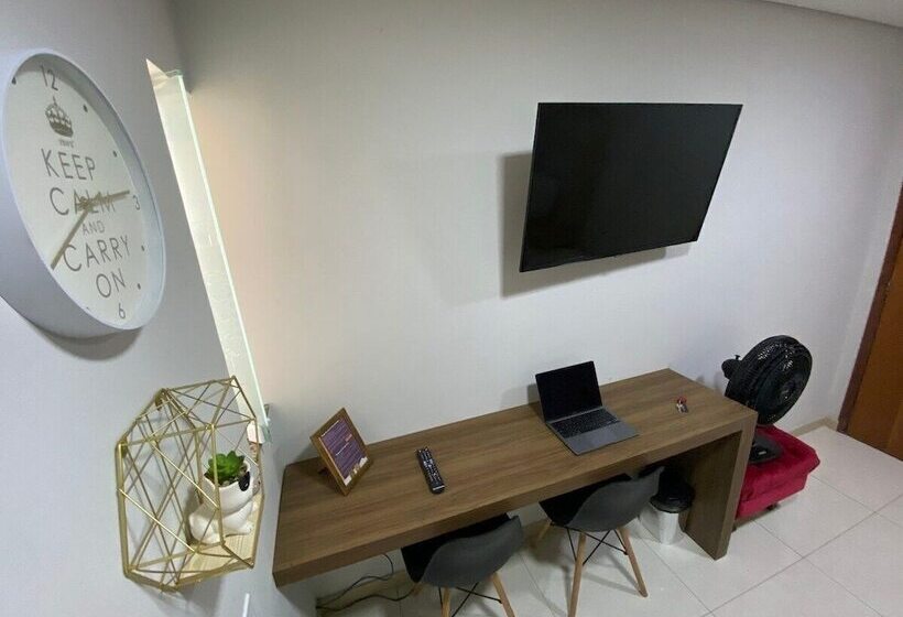 פנסיון The Ferias  Suites Luxo