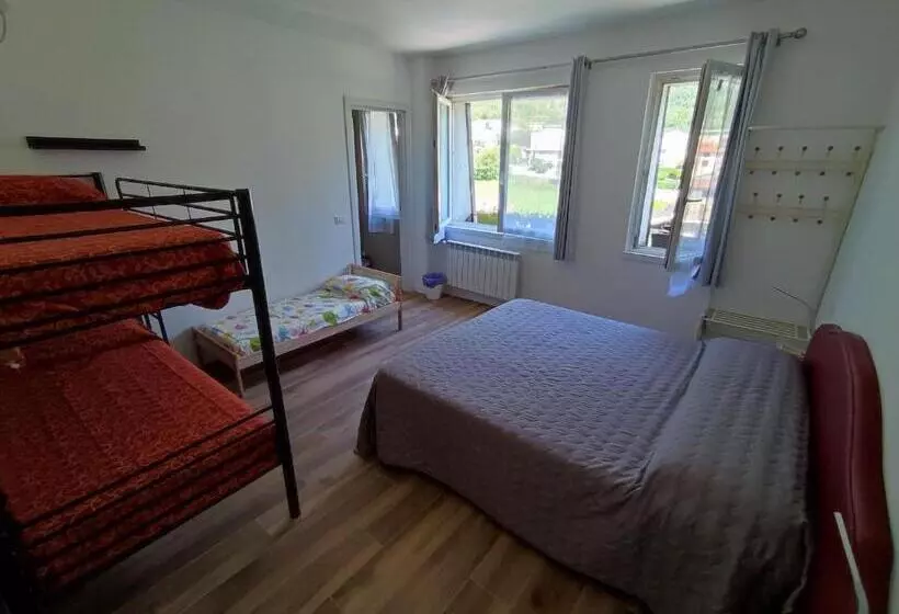 Retkeilymaja Cornizzolo Bed Breakfast