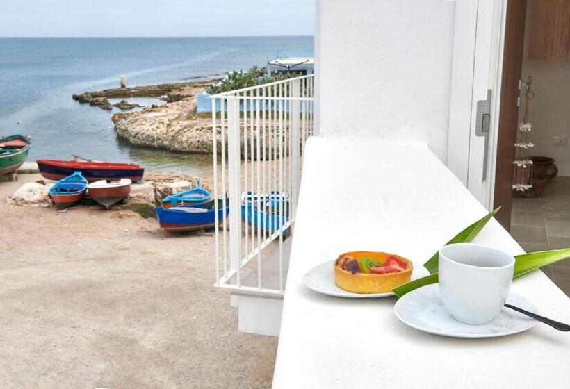 تختخواب و صبحانه Musae Al Mare