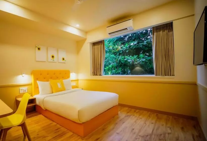 Bloom Hotel   Worli South Mumbai