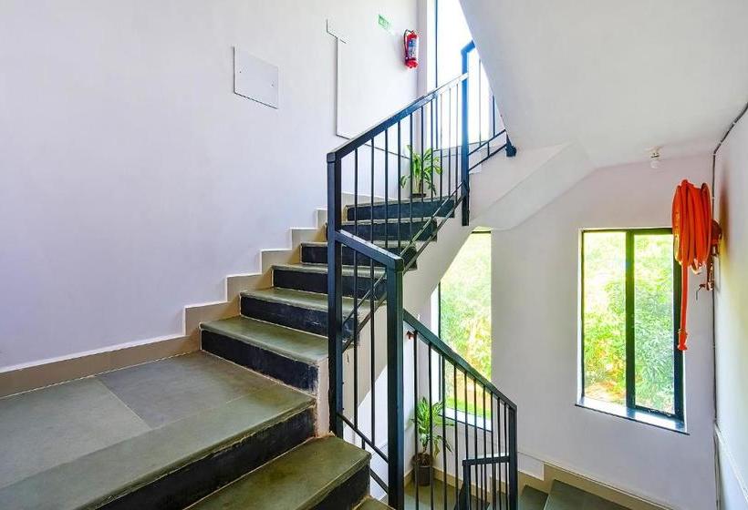 ホテル Fab Mystical Rose Luxury Holiday Homes Calangute