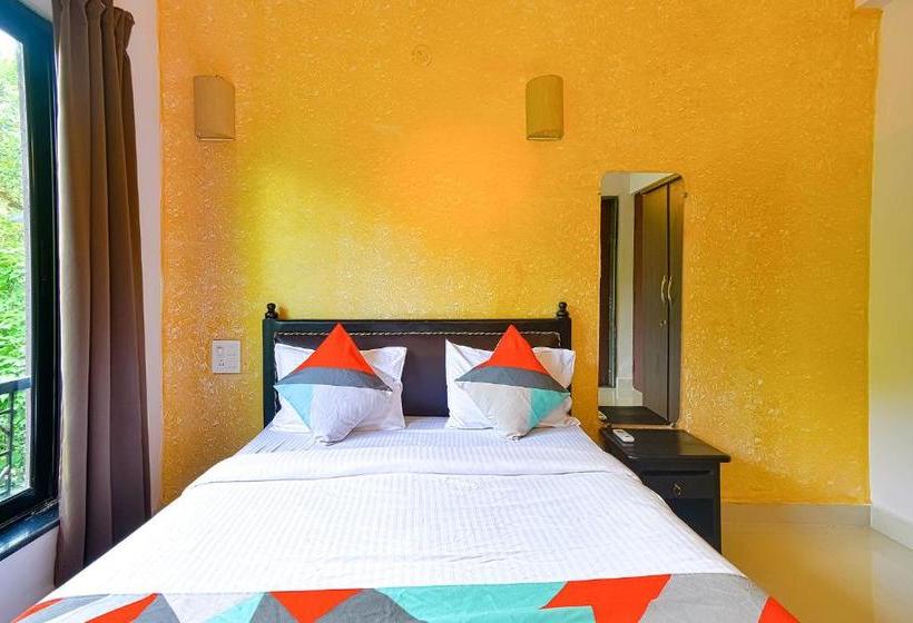 ホテル Fab Mystical Rose Luxury Holiday Homes Calangute