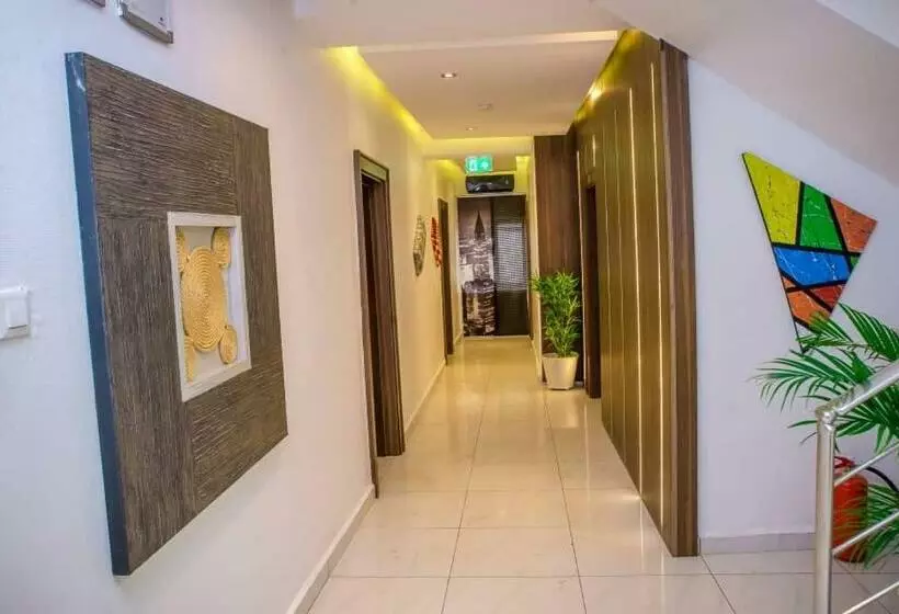 هتل Mainstay Apartment & Suites