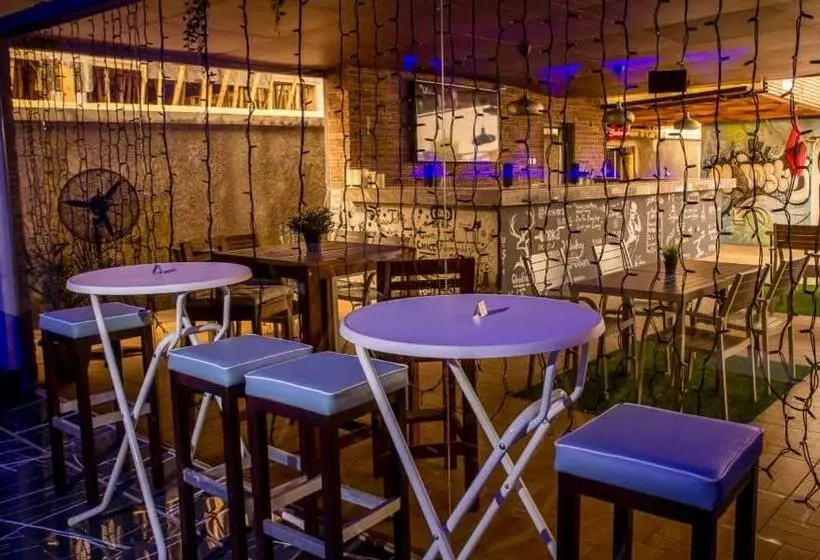 هتل Mainstay Apartment & Suites