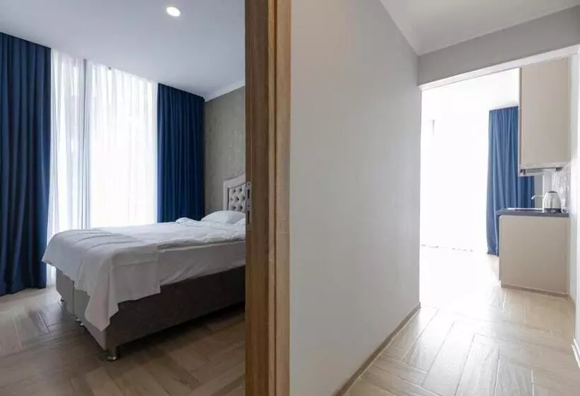 هتل Panorama Kvariati Vip