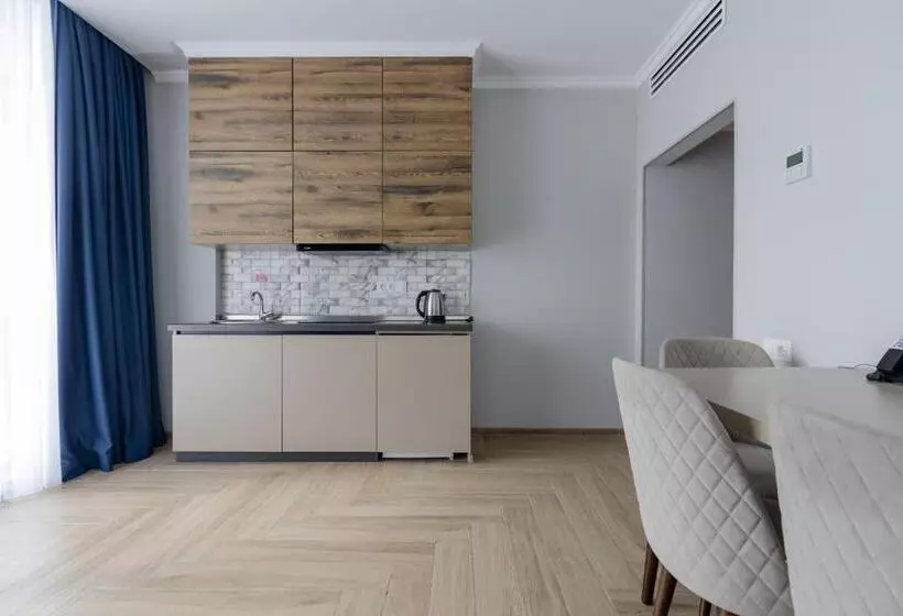هتل Panorama Kvariati Vip
