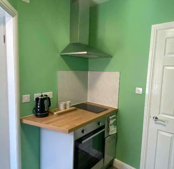 בית מלון כפרי The Black Swan