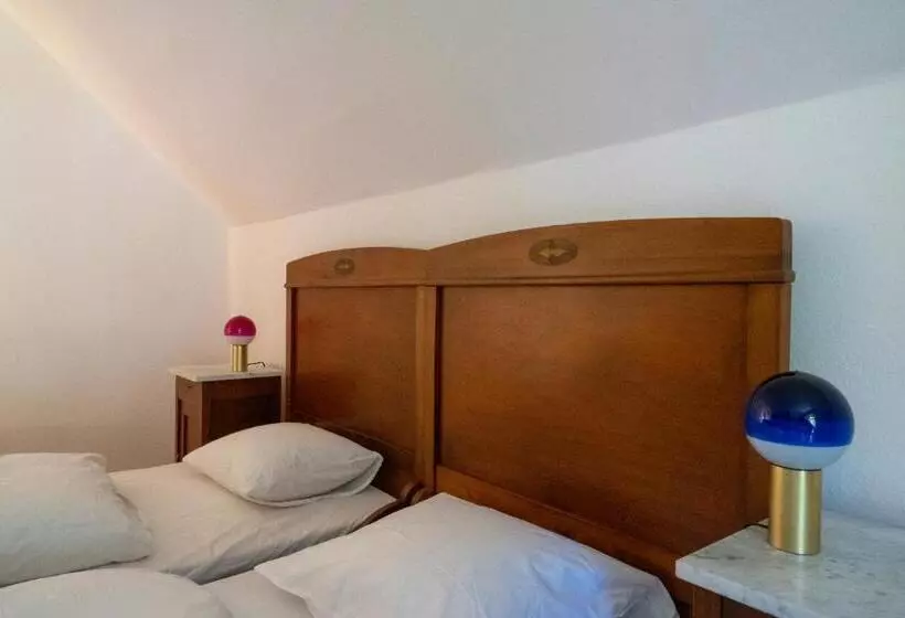 Hotelli Villa Pineta