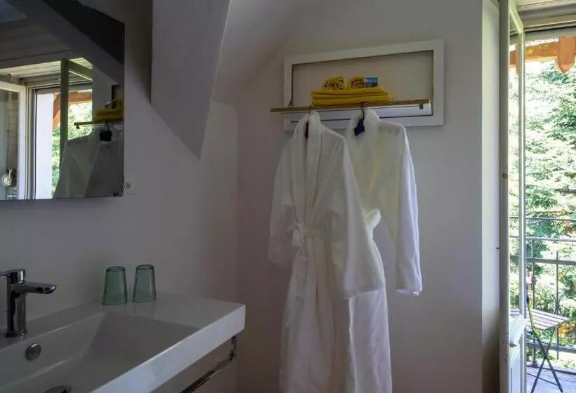 Hotelli Villa Pineta