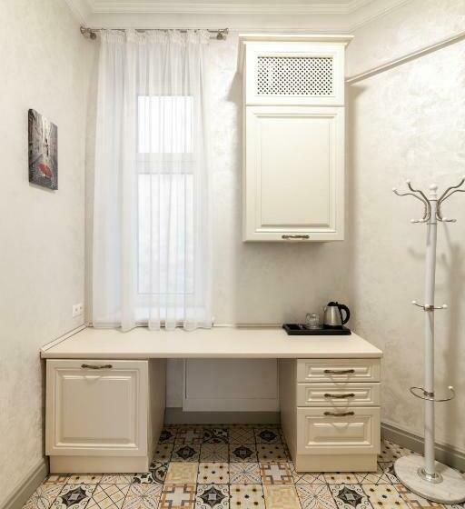 Royal Mini Apart Hotel On Rynok Square