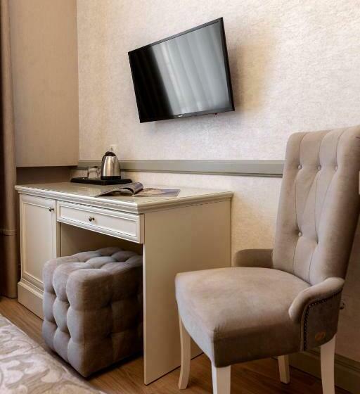 Royal Mini Apart Hotel On Rynok Square