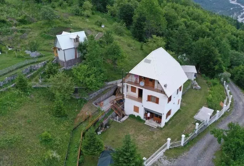 Pension  Alpbes Theth Guesthouse