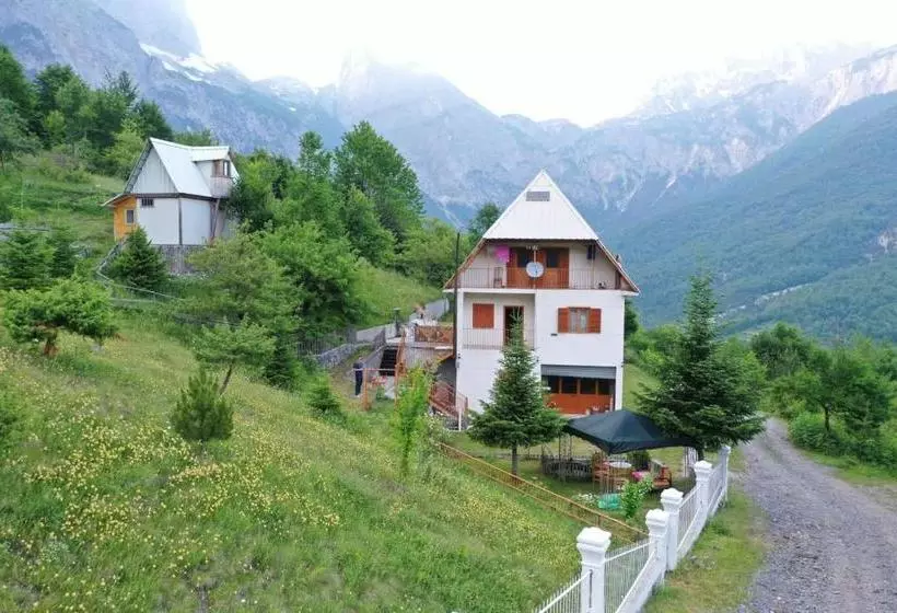 Pension  Alpbes Theth Guesthouse