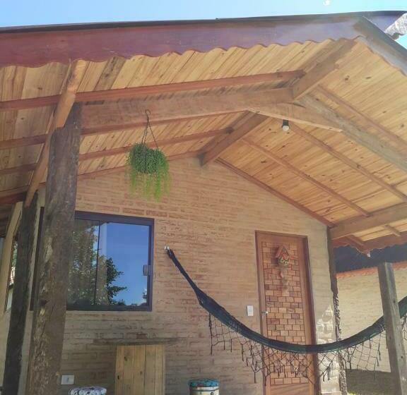 ペンション Chalé Aconchegante Com Hidromassagem