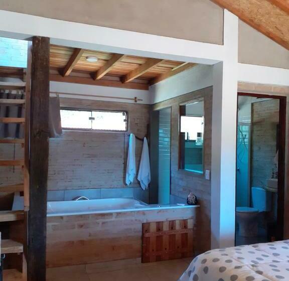 ペンション Chalé Aconchegante Com Hidromassagem