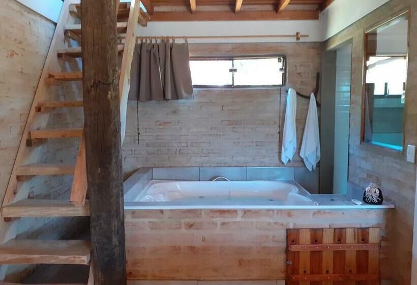 ペンション Chalé Aconchegante Com Hidromassagem