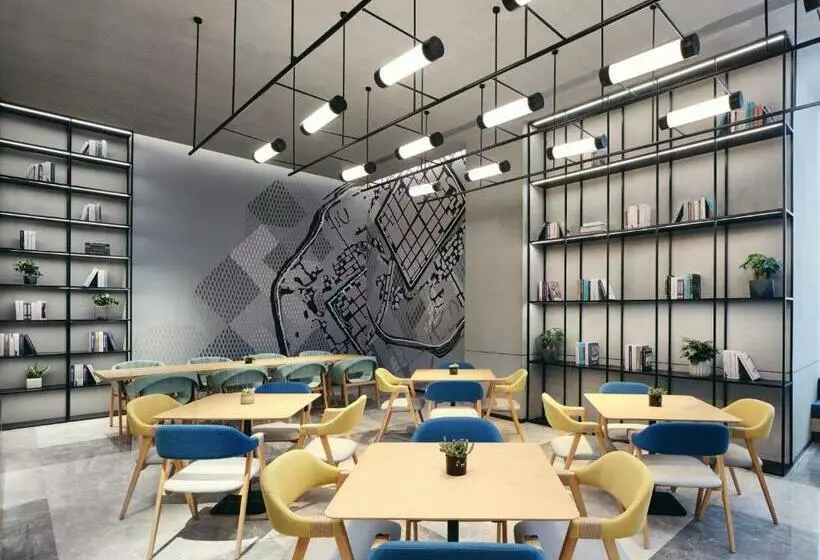 Q Box Hotel Shangqiu Expo Center