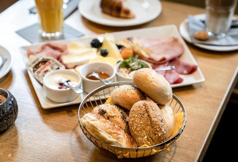 The Staycation By Lehmann Hotels