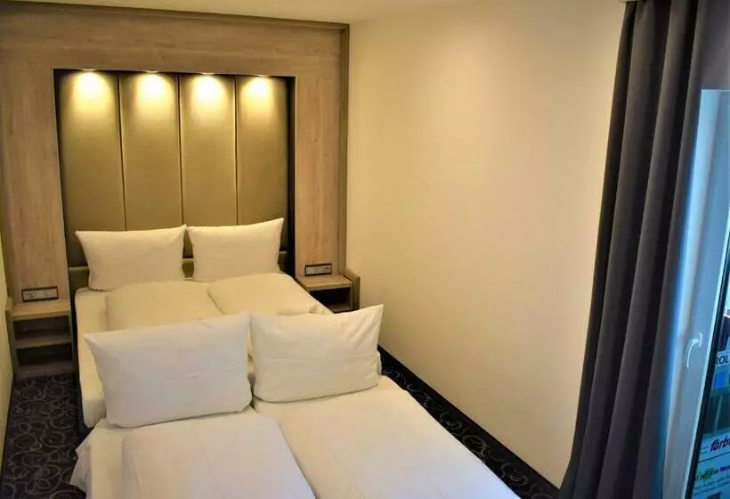 The Staycation By Lehmann Hotels