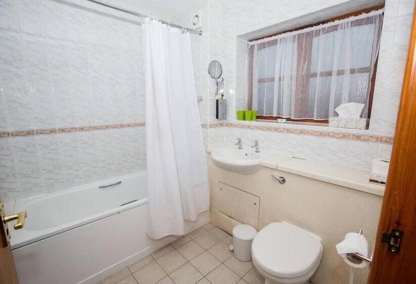 Tollgate Hotel & Leisure