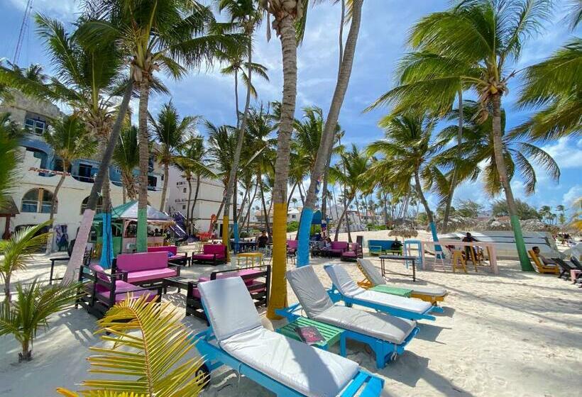 Truecost Deluxe Suites - Playa Bavaro - Free Wifi - Free Beach Club 