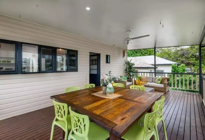 Aamiaismajoitus (B&B) Savannah House