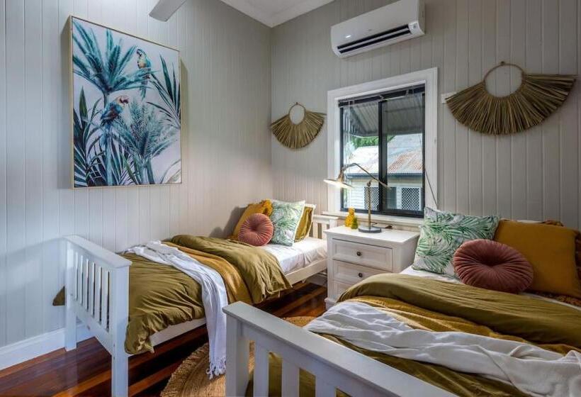 ベッドアンドブレックファースト Savannah House