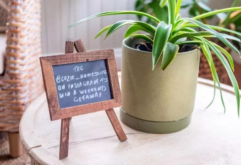 Aamiaismajoitus (B&B) Savannah House